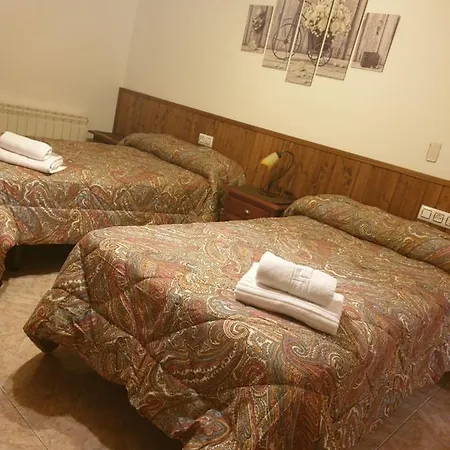 Сasa de vacaciones Cazorsierra, Bonita Vivienda En *