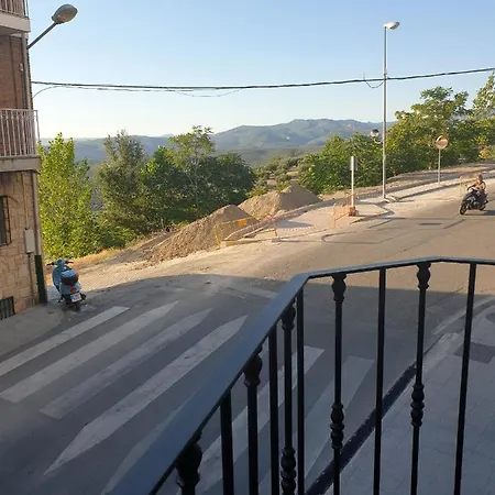 Holiday home Cazorsierra, Bonita Vivienda En *