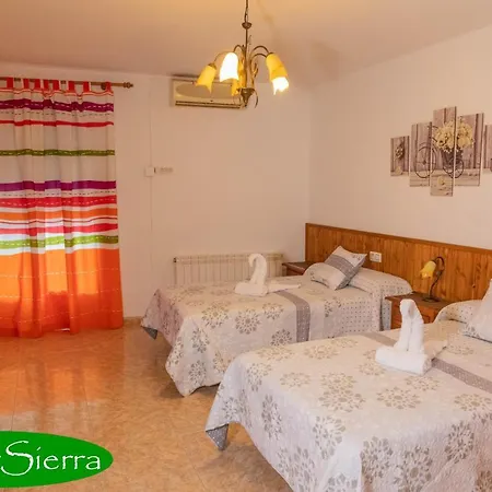 Cazorsierra, Bonita Vivienda En